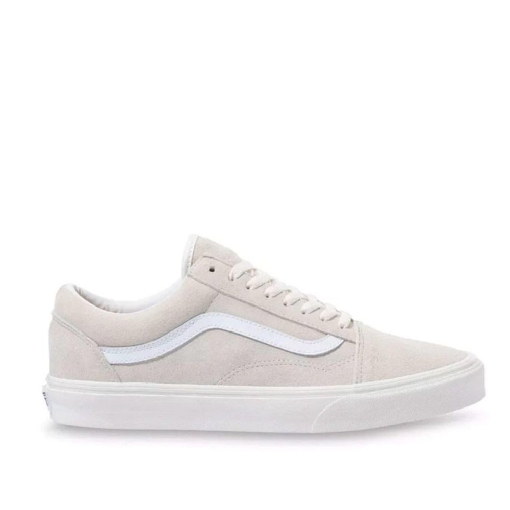 Vans Old Skool Pig Suede Sneaker in Marshmallow/True White (Mens 7.5/Womens 9.0)